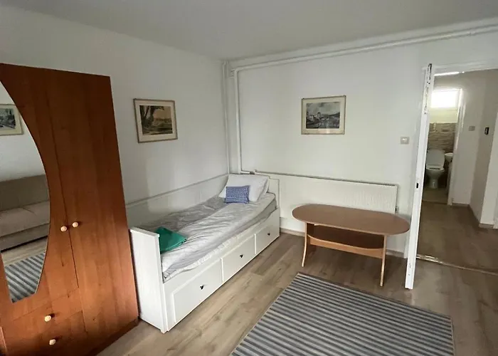 Kristaly Apartmanhaz Lägenhet Vonyarcvashegy