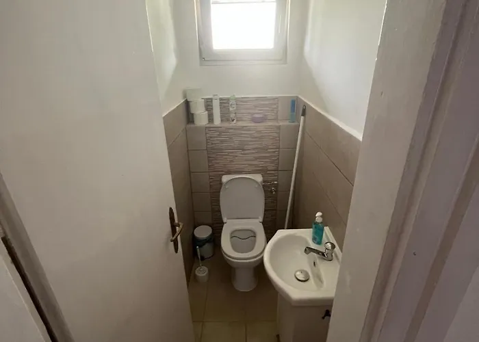 Kristaly Apartmanhaz Vonyarcvashegy